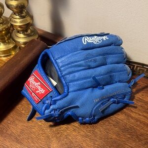 Rawlings Highlight Royal Blue Baseball Glove